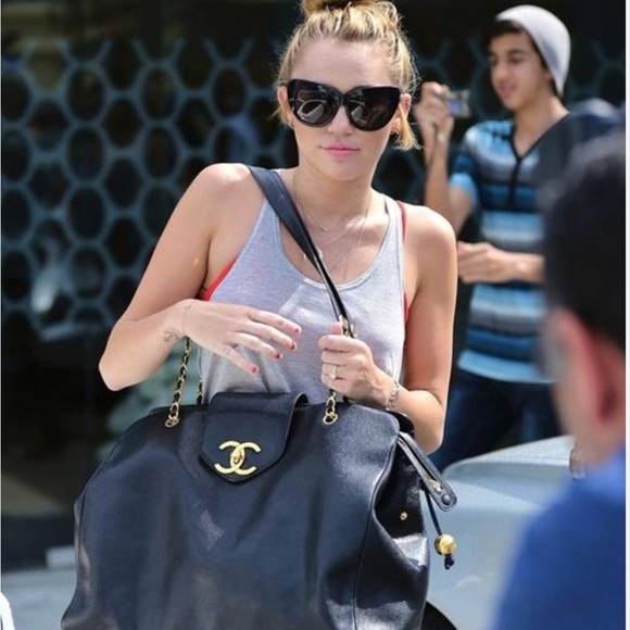 Chanel XL Supermodel XL Weekender - Picture 12 of 13